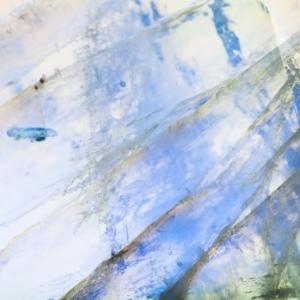 Moonstone Crystal Meaning: Healing Properties & Daily Uses