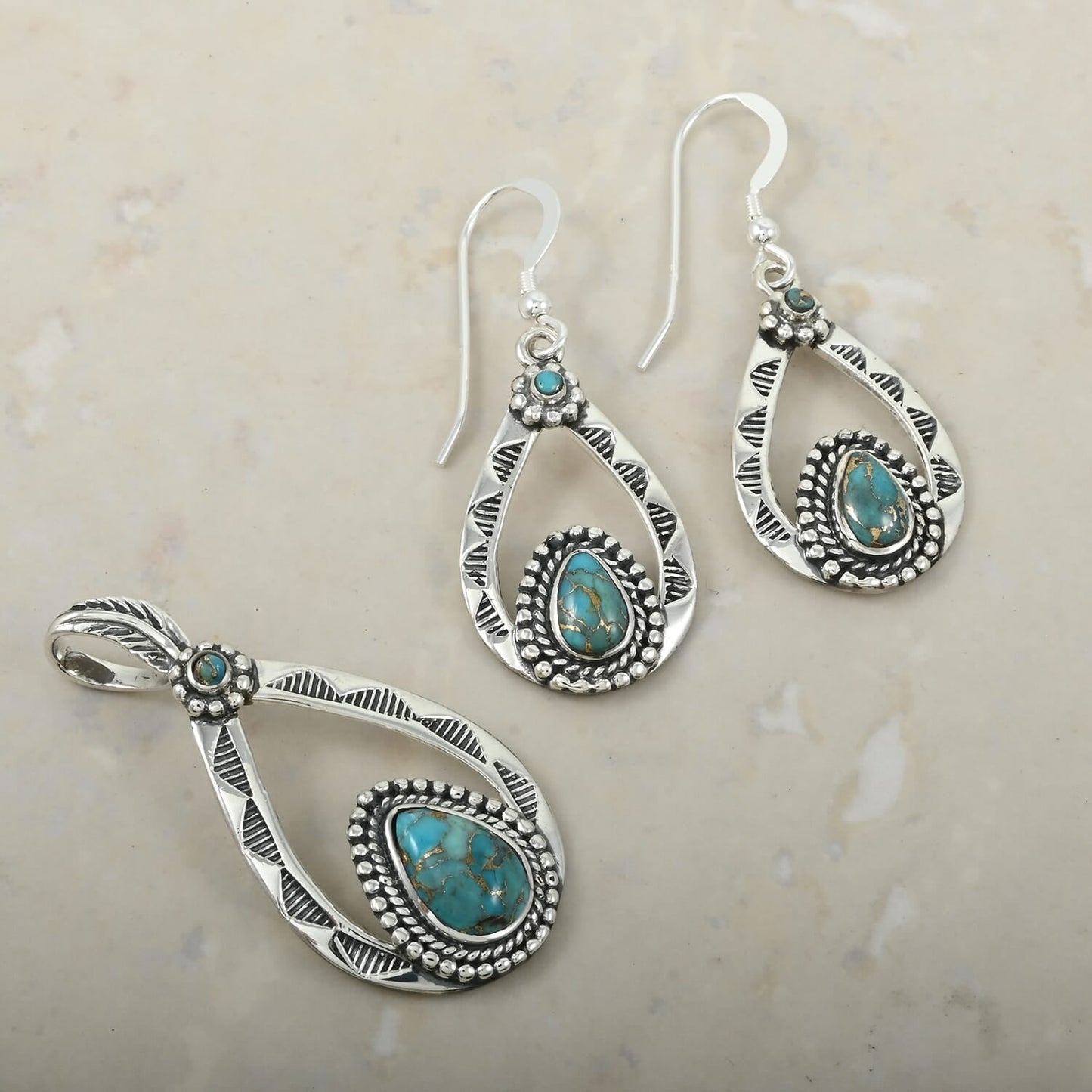Santa Fe Style Pendant & Earrings Set – A Bold and Timeless Southwestern Touch