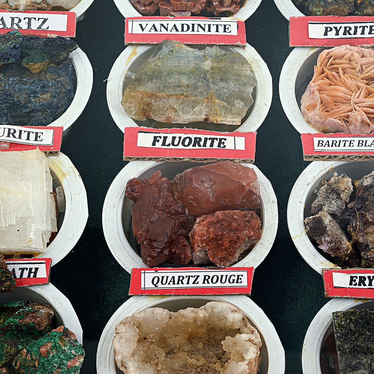 Crystal Mix Box – Discover Variety & Energy in One Set