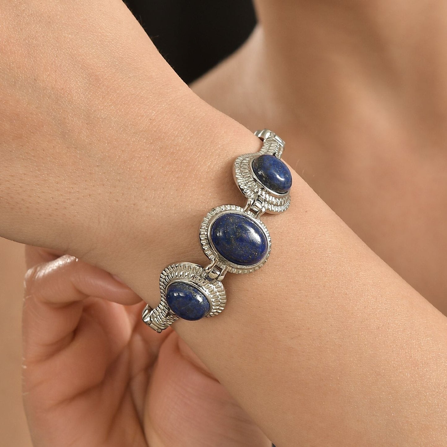 Crystal Toggle Clasp Bracelet – For Bold Energy & Inner Strength