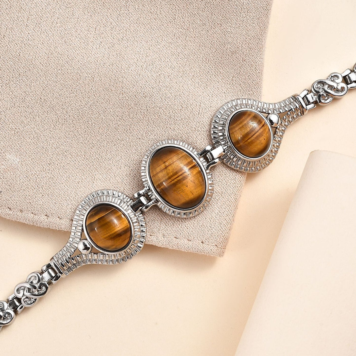Crystal Toggle Clasp Bracelet – For Bold Energy & Inner Strength