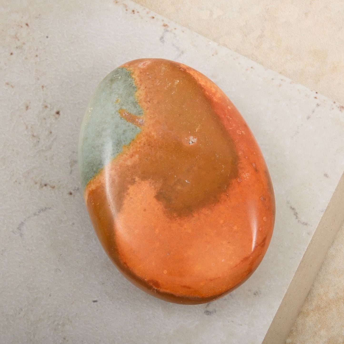 Jasper Palm Stone – Grounding Energy for Inner Calm
