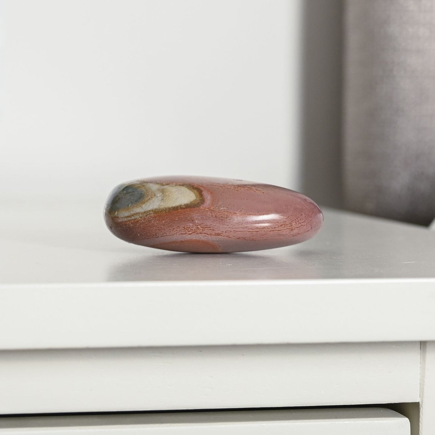 Jasper Palm Stone – Grounding Energy for Inner Calm