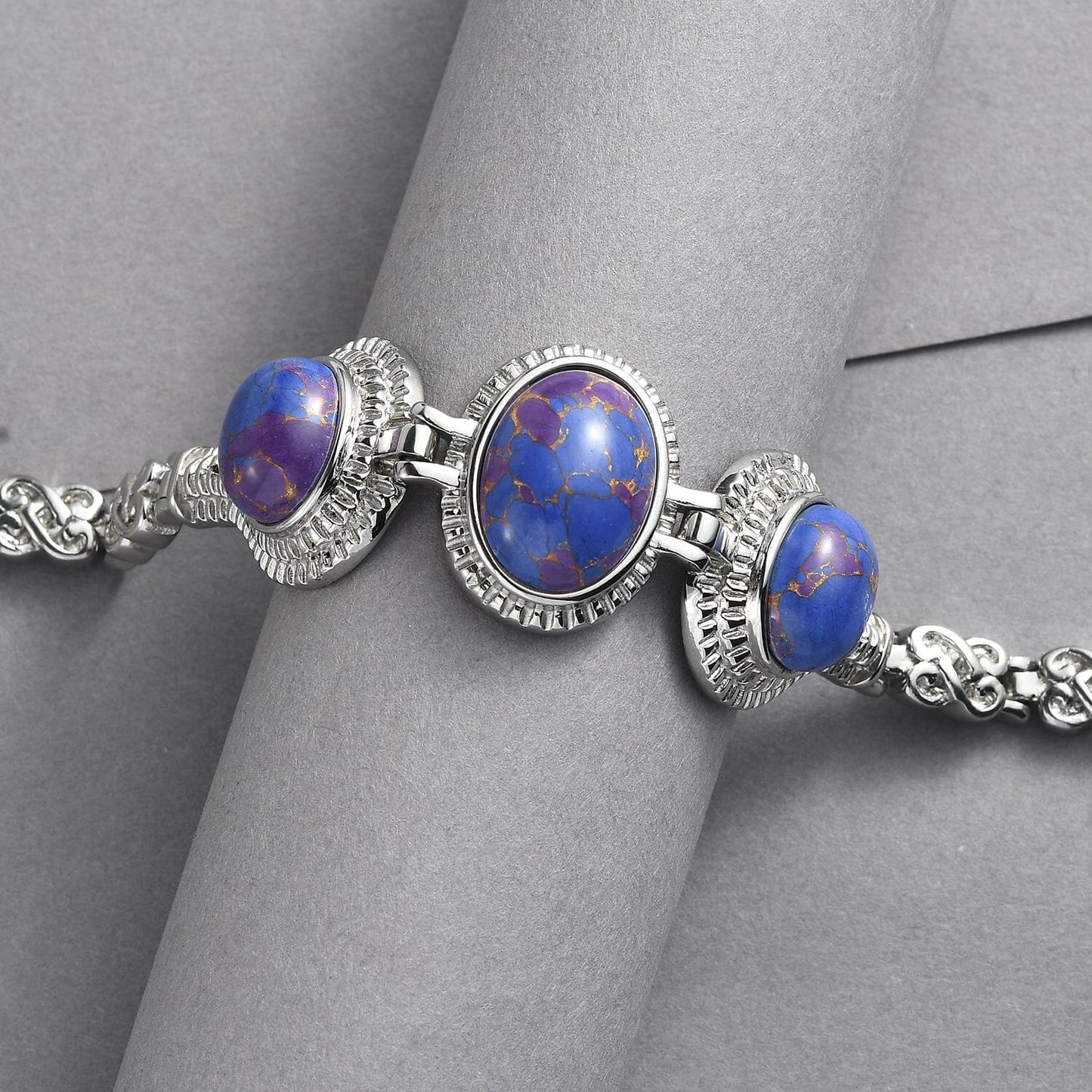 Crystal Toggle Clasp Bracelet – For Bold Energy & Inner Strength