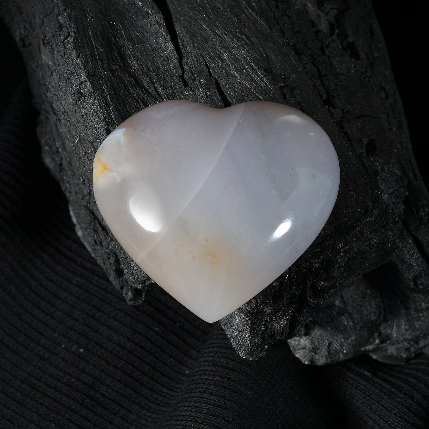 Polished Agate Heart: Protective Crystal Companion