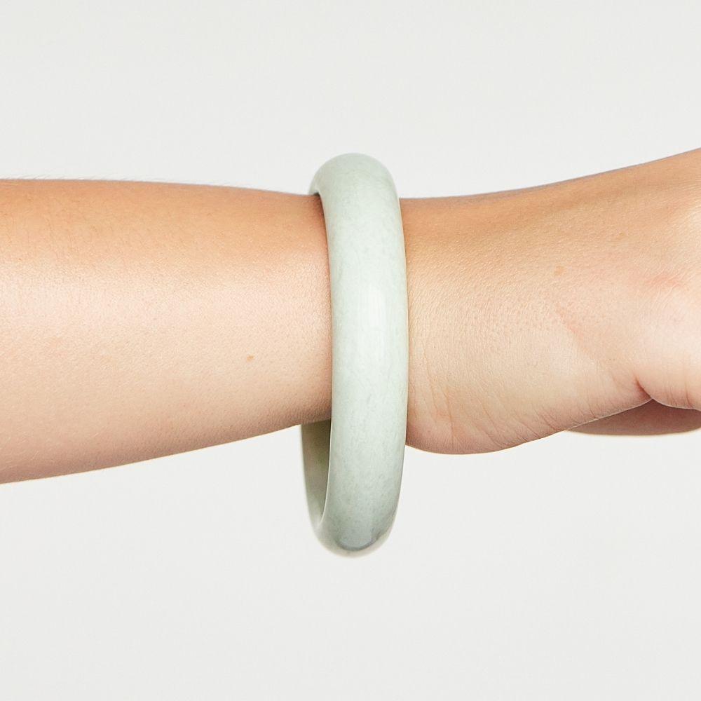 Natural Green Jade Bangle