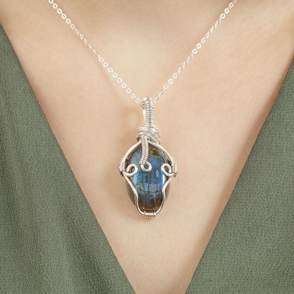 Labradorite Vitality Pendant