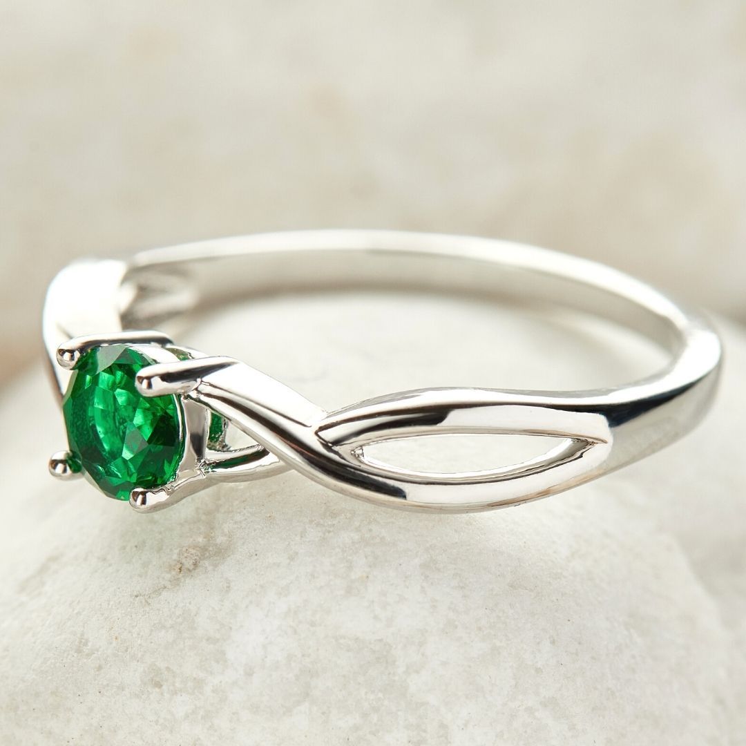 Silver Emerald Ring