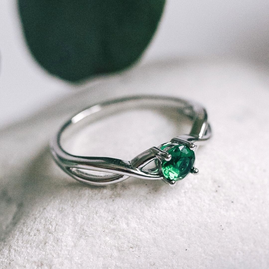 Silver Emerald Ring