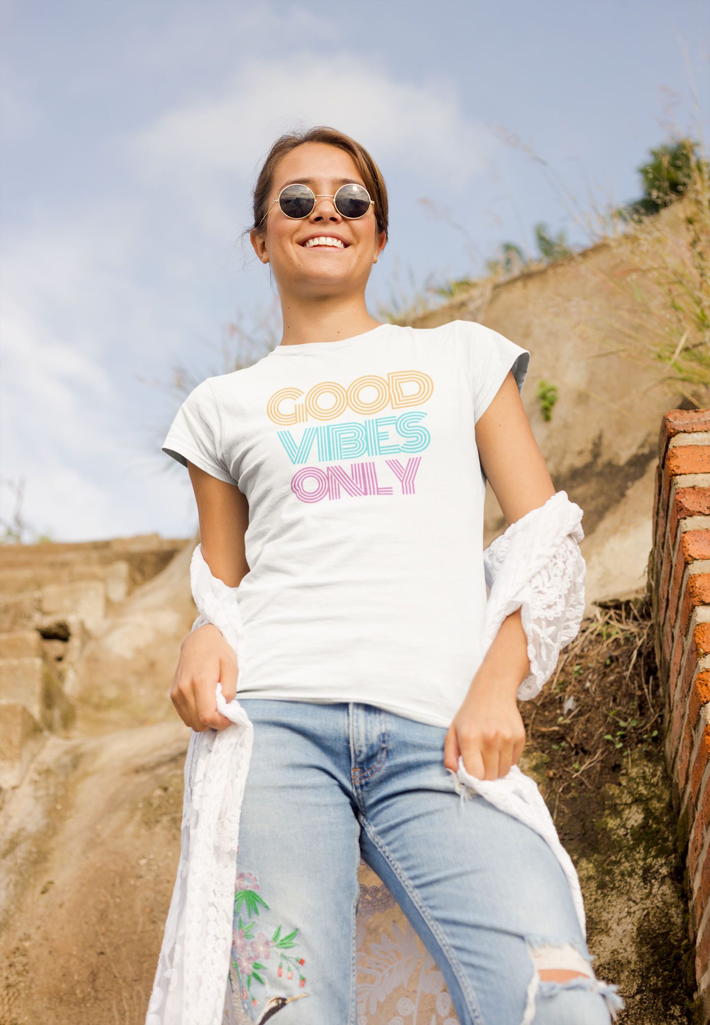 "Good Vibes" T-Shirt