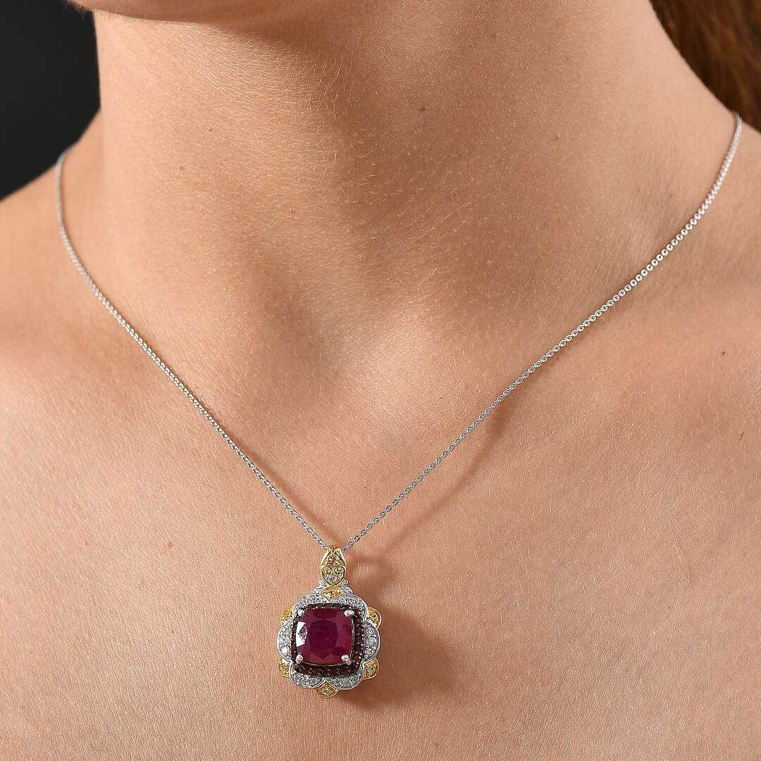 Regal Bloom Pendant Necklace