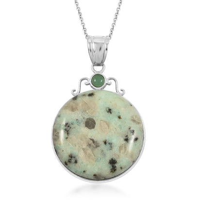 Coyote Moon Crystal Necklace – For Lunar Energy & Bold Intuition