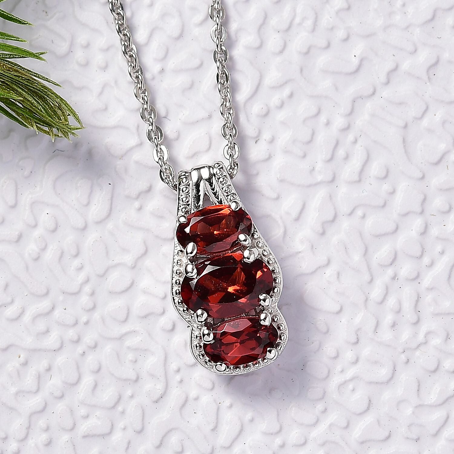Mozambique Garnet Pendant Necklace – Radiate Elegance in Rhodium-Plated Silver