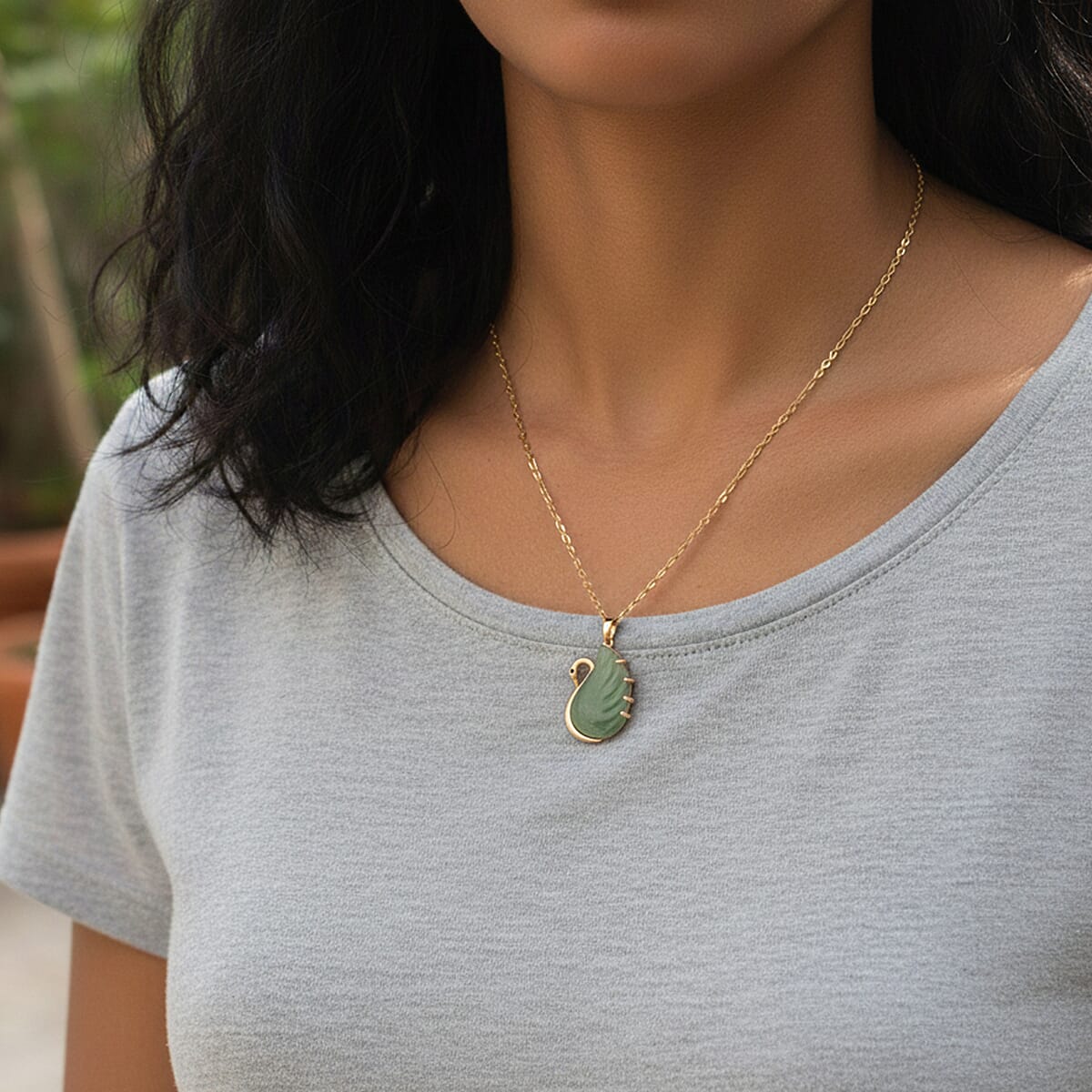 Carved Swan Pendant Necklace — Grace, Elegance, and Timeless Beauty