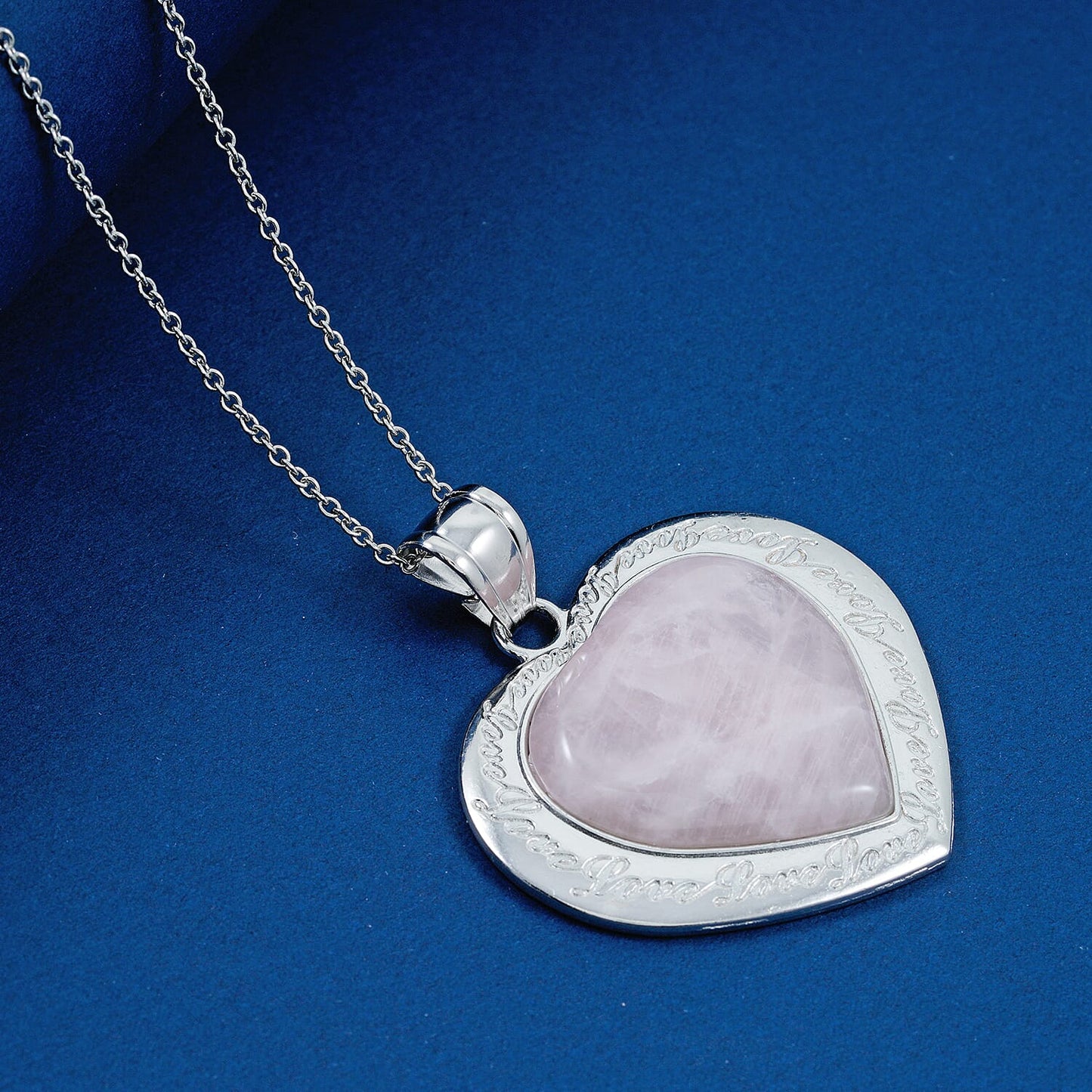 Heart Pendant Necklace — Love, Energy, and Timeless Beauty
