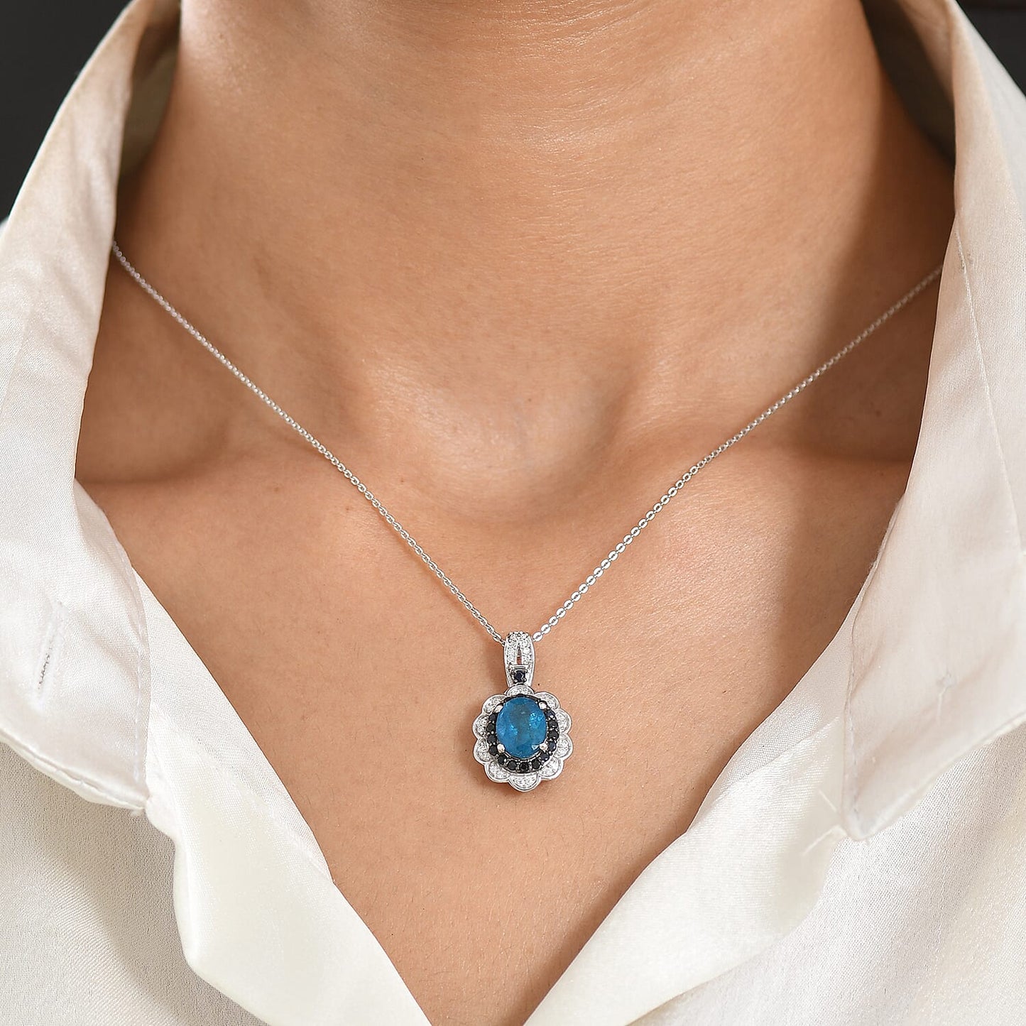 Gemstone Flower Pendant Necklace – Love, Growth and Positive Energy