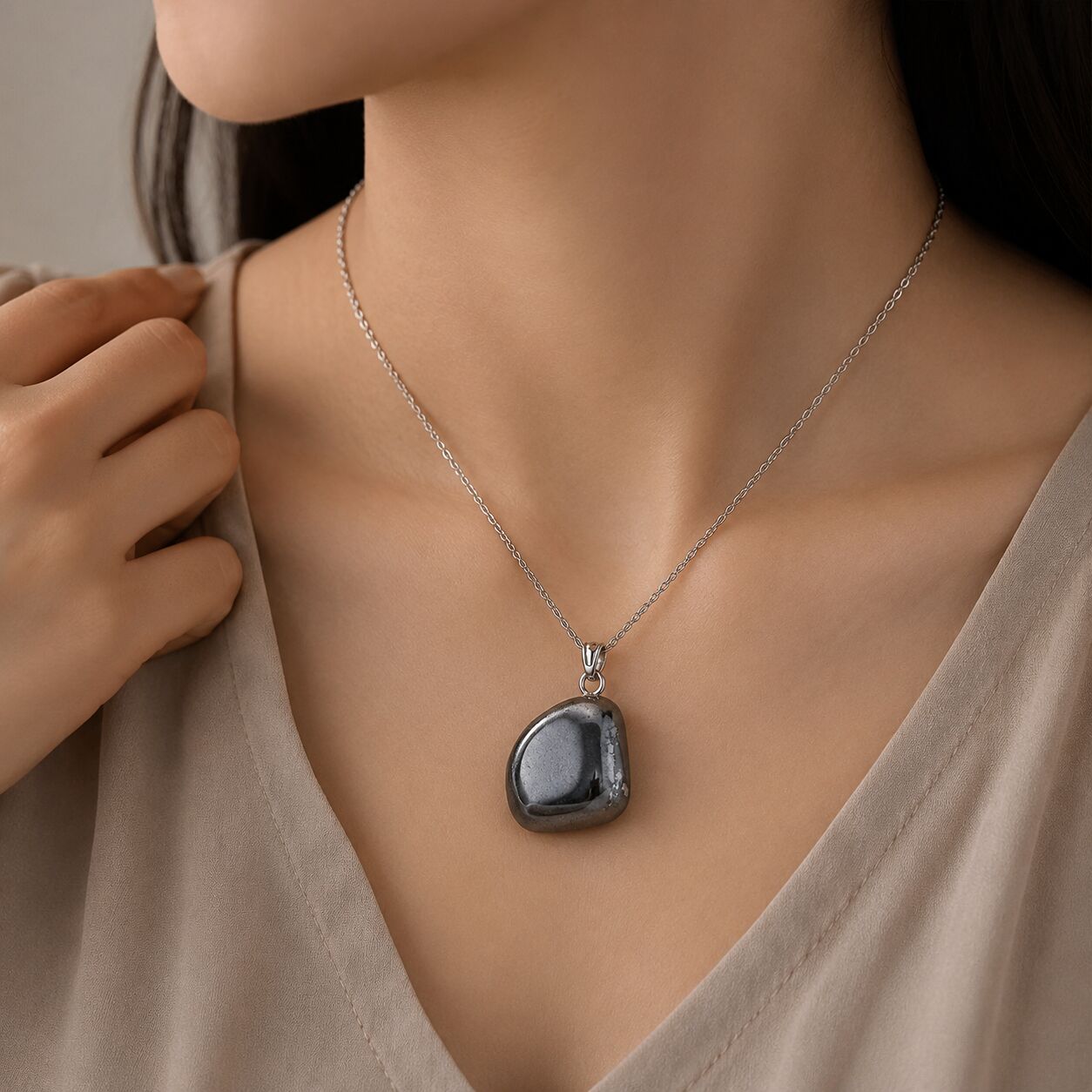 Terahertz Pendant – High-Vibe Crystal Energy