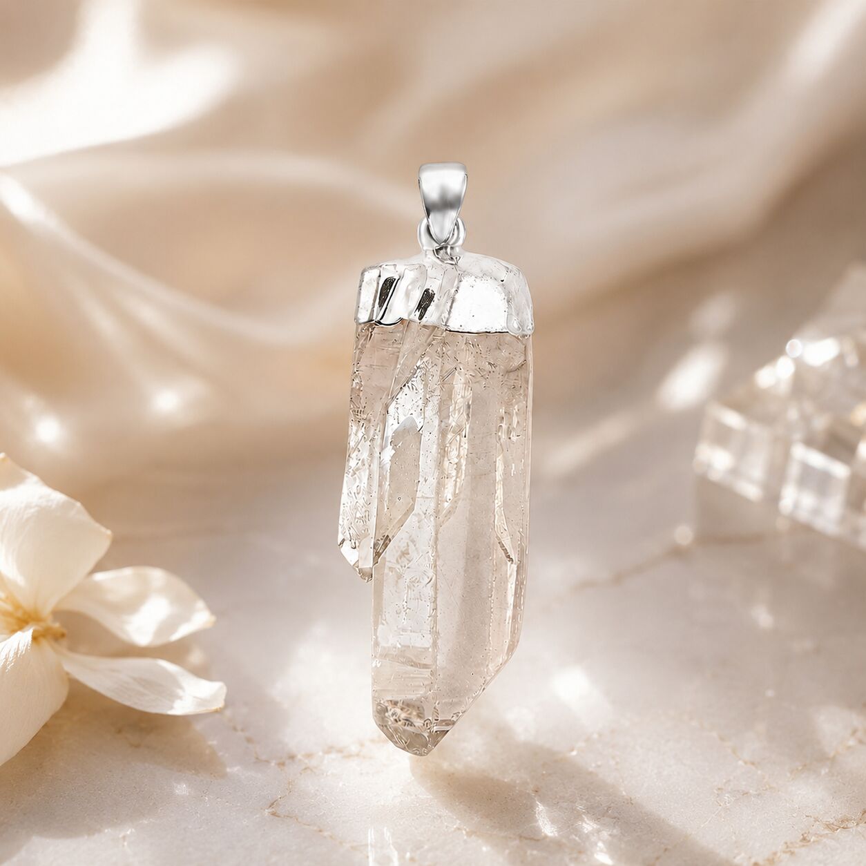 Clear Quartz Point Pendant – Everyday Amplifier