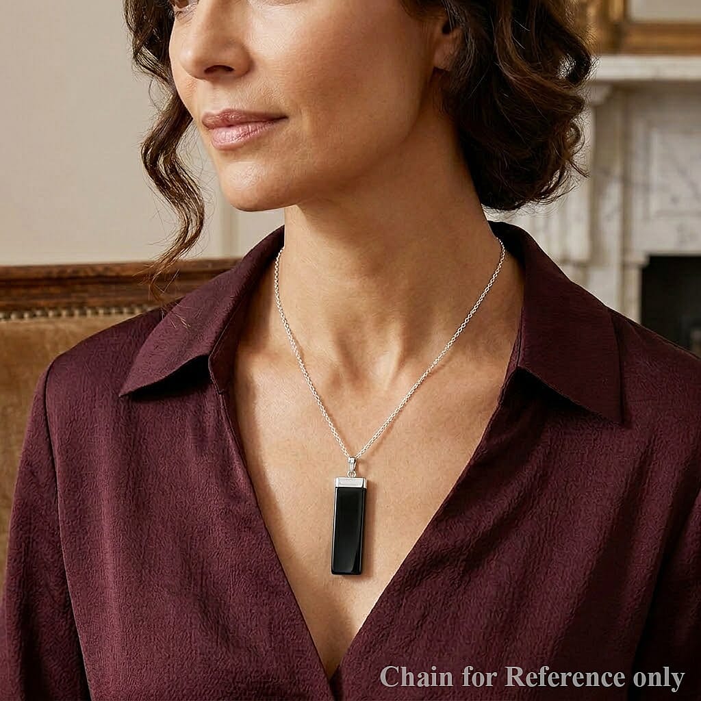 Sleek Crystal Bar Pendant – Wear Your Intention