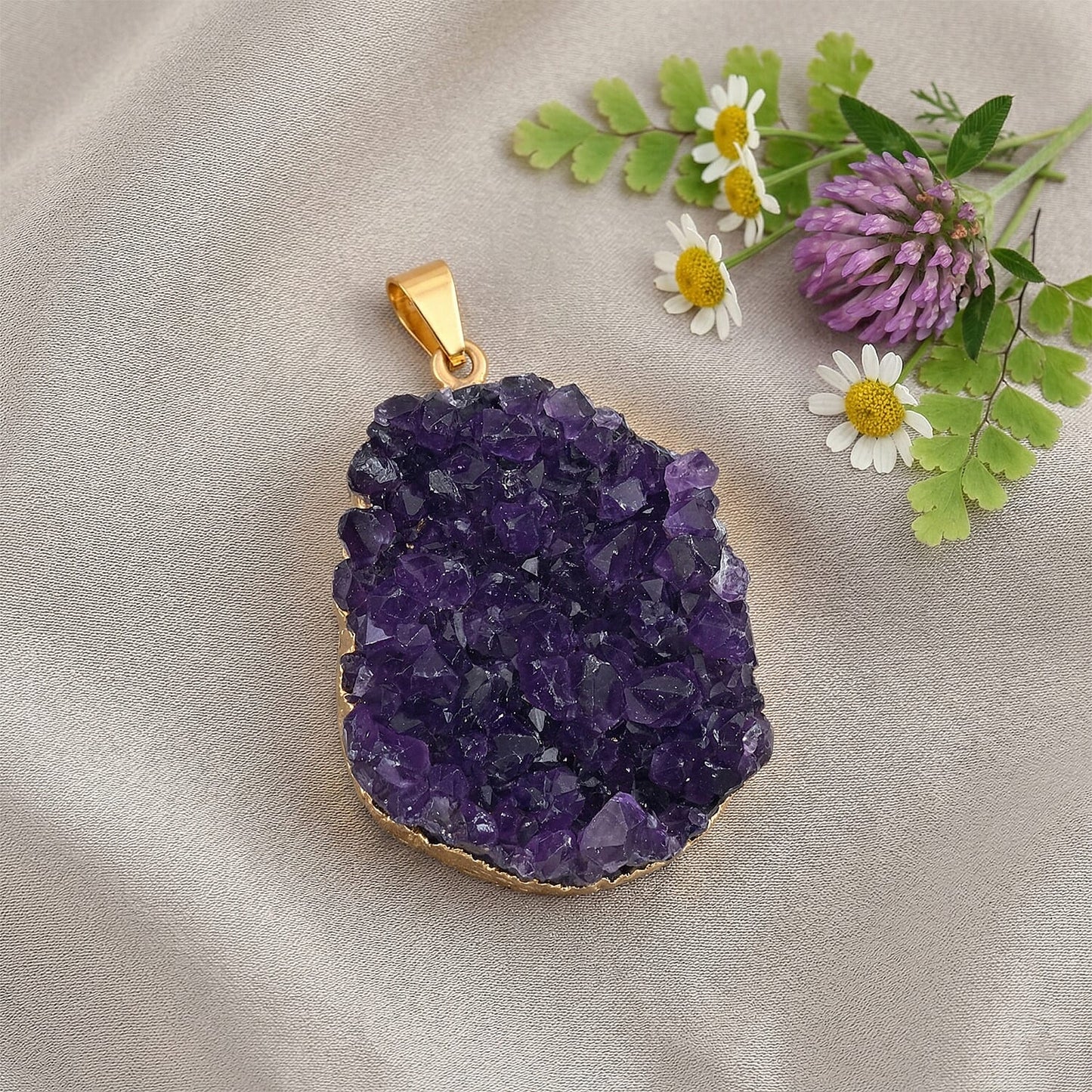 Raw Amethyst Druzy Pendant – Natural Sparkle