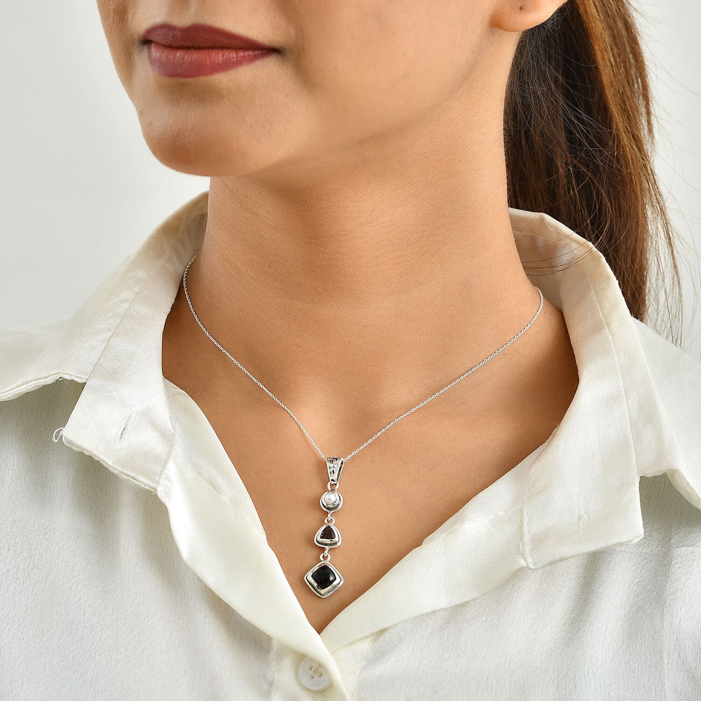 Black Obsidian Pendant – Pearl Crystal Teardrop Jewelry