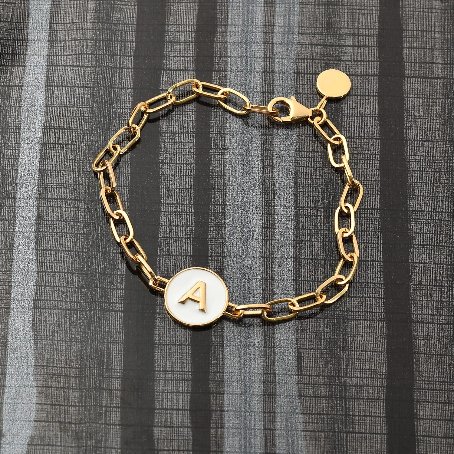 Letter Initial Paperclip Bracelet – An Elegant Twist on Personal Expression
