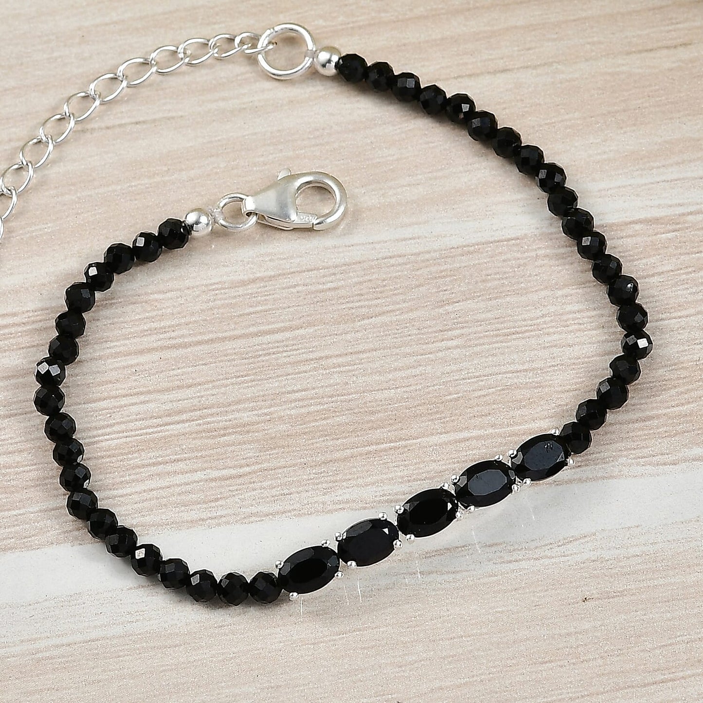 D'Joy Gemstone Beaded Bracelet in Silver