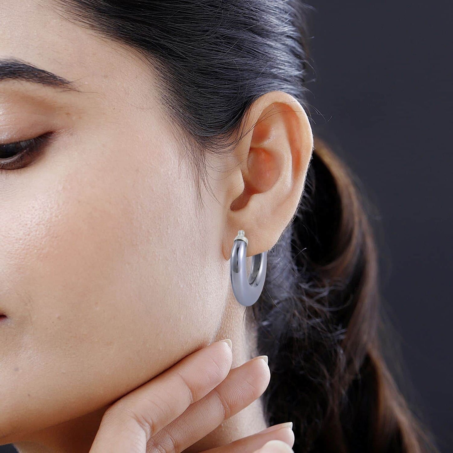 Elegant Terahertz Hoop Earrings in Rhodium