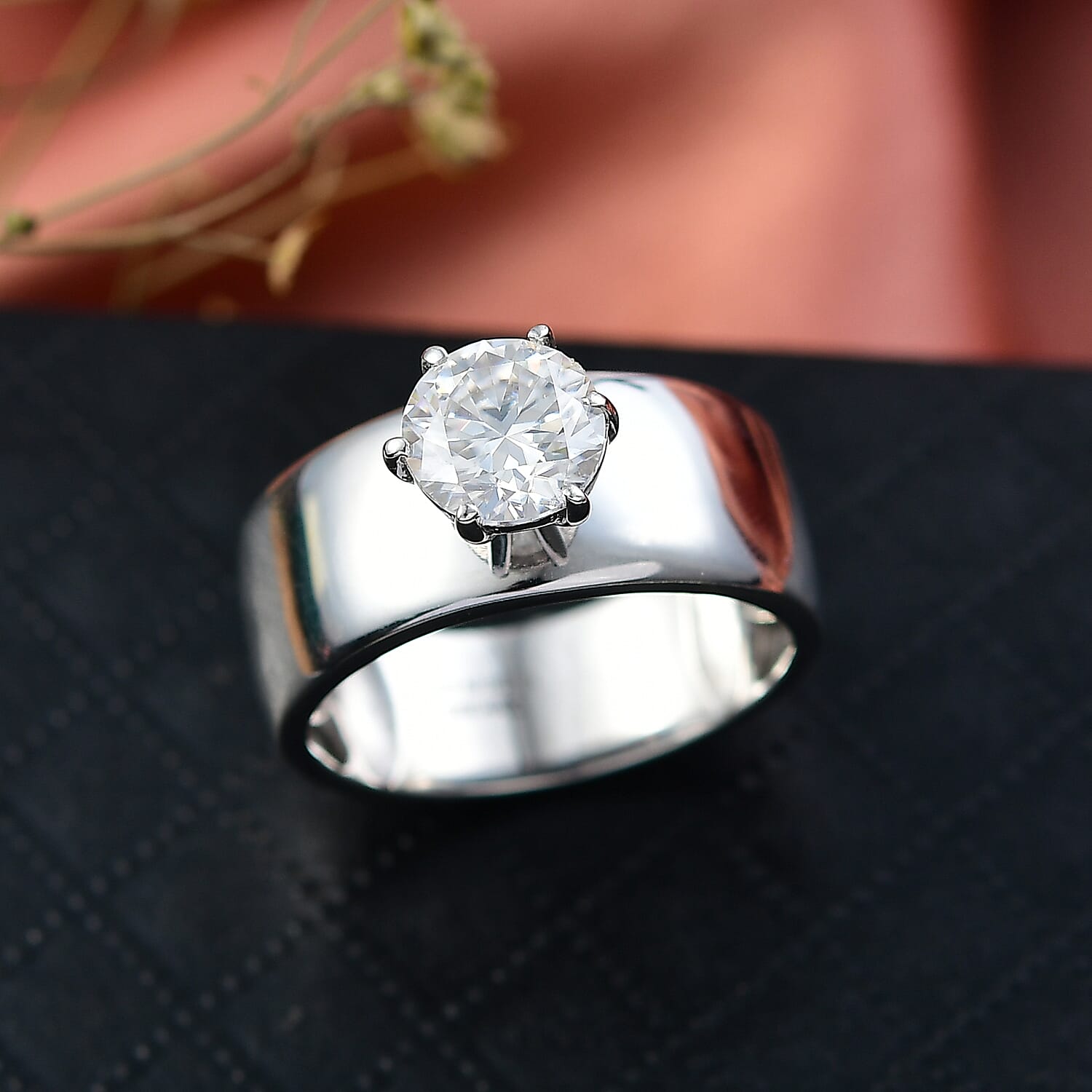 Brilliant Moissanite Solitaire Ring — Eternal Elegance & Radiance
