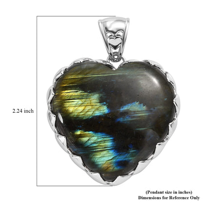 Labradorite Heart Pendant – Move Forward Confidently