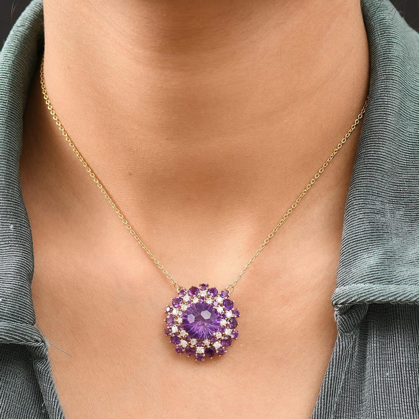 Amethyst Starburst Necklace – Moissanite Sparkle in 18K Vermeil Gold