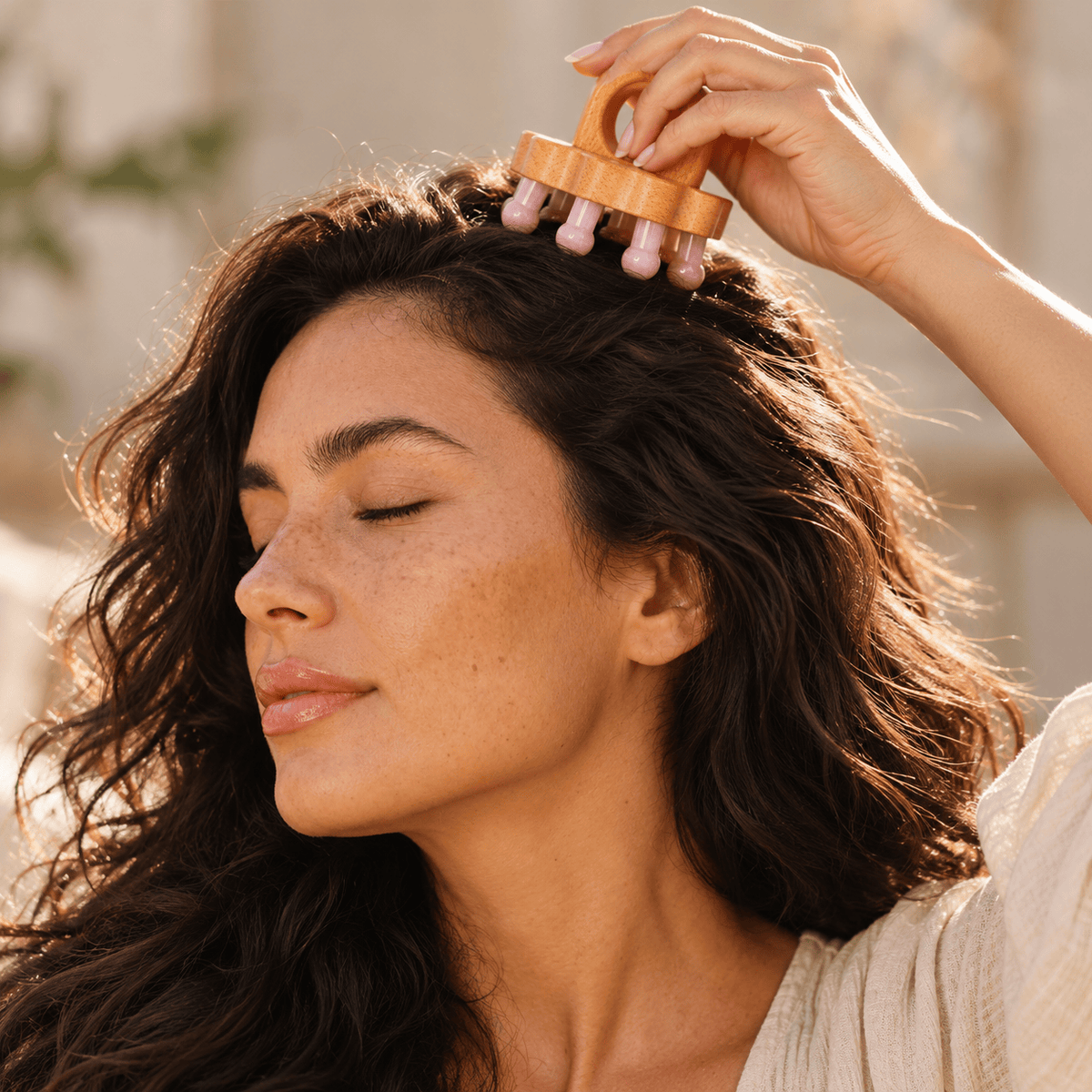 Rose Quartz Scalp Massager – Self-Care Relaxation Tool