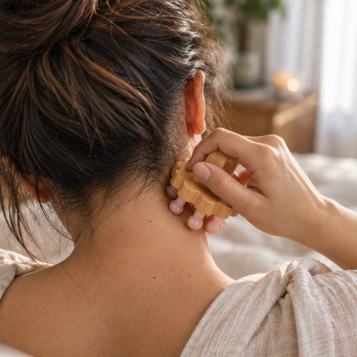 Rose Quartz Scalp Massager – Self-Care Relaxation Tool