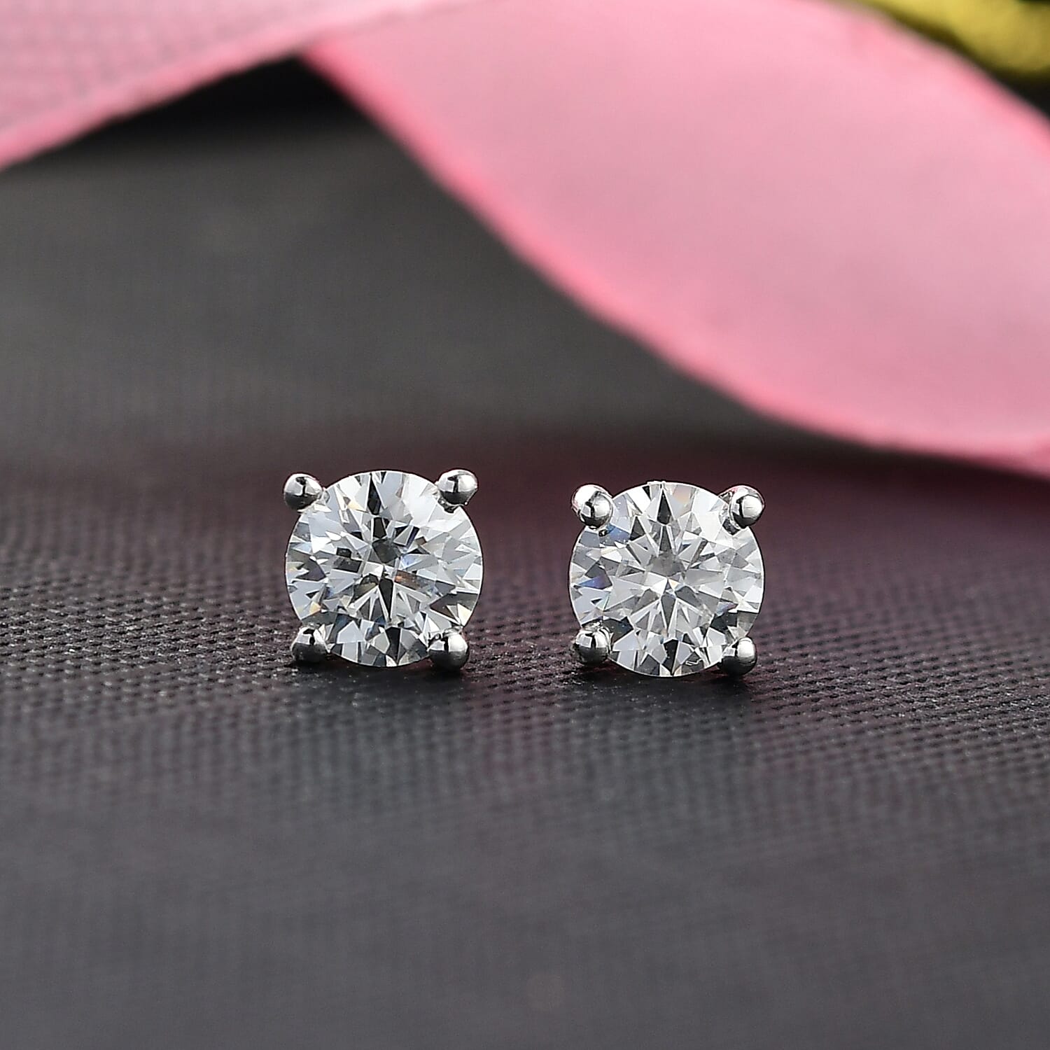 Moissanite Stud Earrings – Timeless Brilliance for Every Occasion