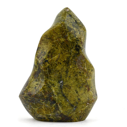 Green Opal Flame – Nature-Inspired Elegance and Calm Energy