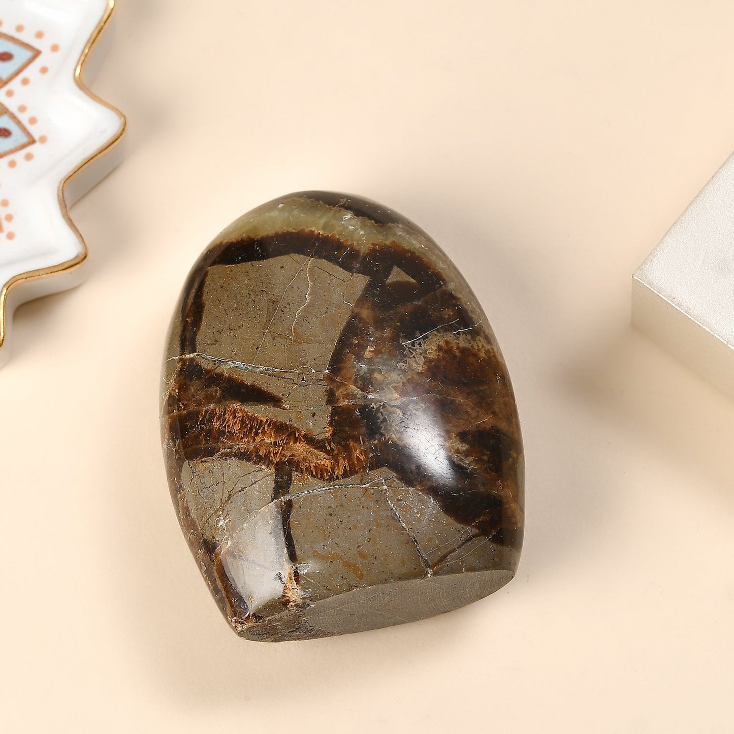 Septaria Free Form — Grounding and Healing Energy