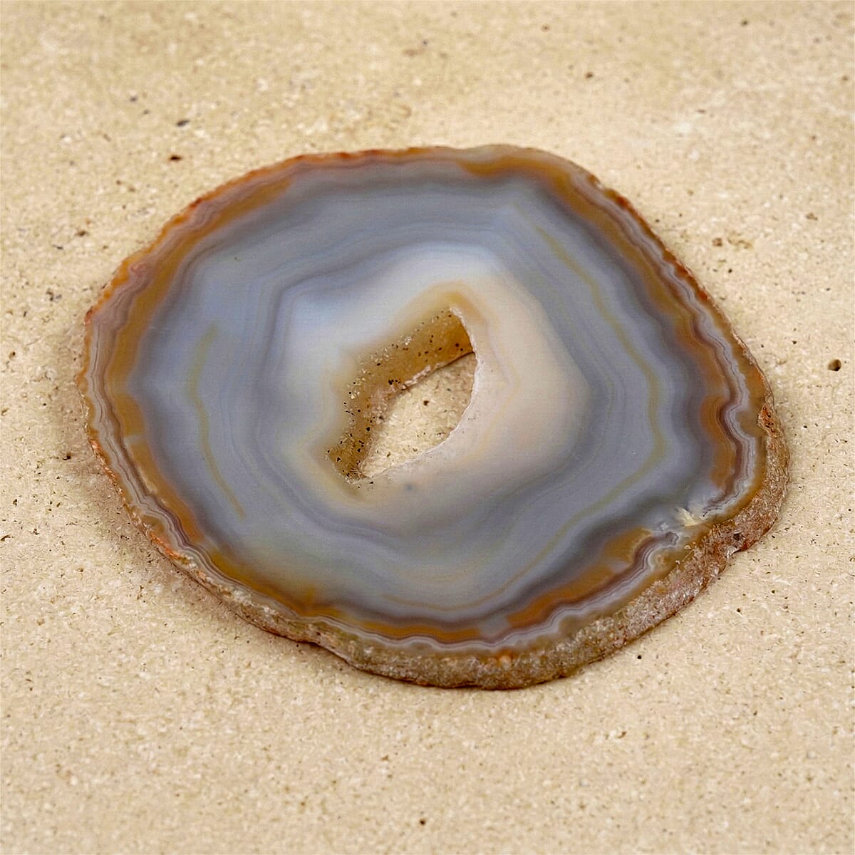 Agate Crystal – Strengthen Your Aura & Grounding Power