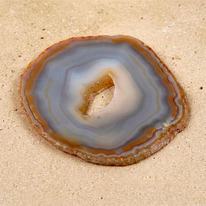 Agate Crystal – Strengthen Your Aura & Grounding Power