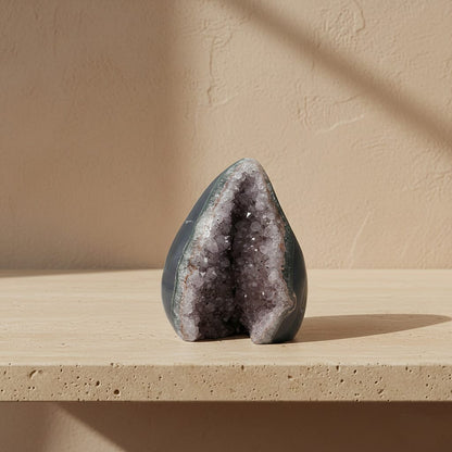 Amethyst Agate Flame – Illuminate Your Path & Elevate Energy