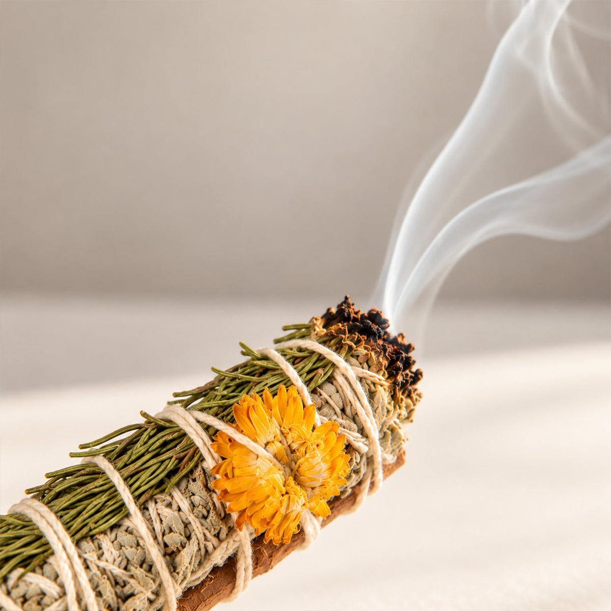 Botanical Smudge Stick – Sage Herb Bundle for Space Cleansing