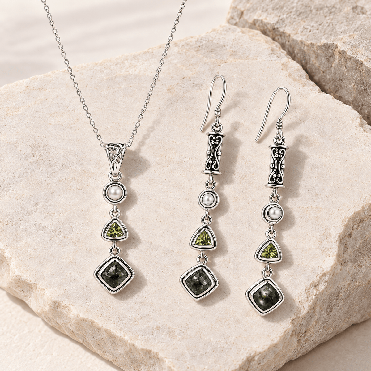 Seraphinite Jewelry Set with Peridot and Pearl - 925 Silver