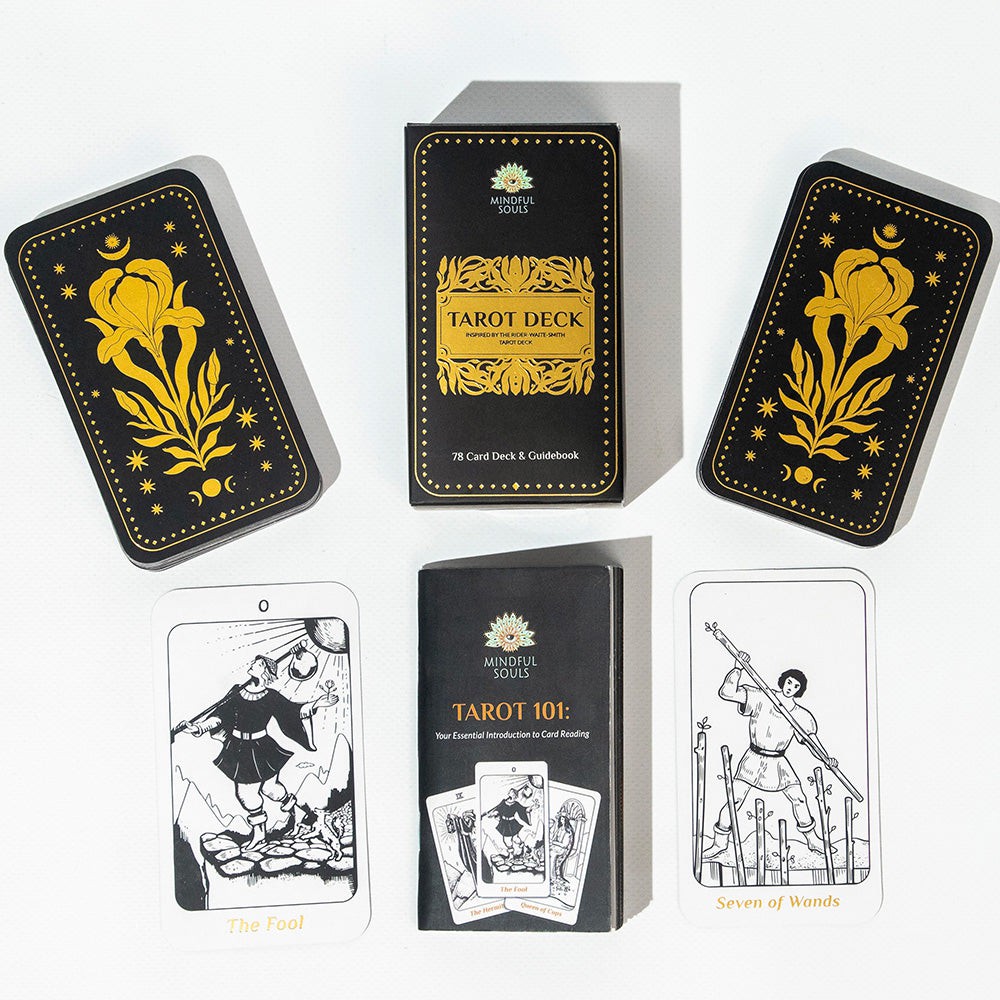 Tarot Essential Kit