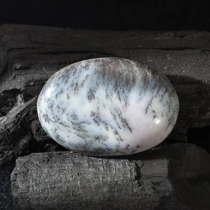 Opal Fuser Palm Stone – Stillness & Growth, All in One