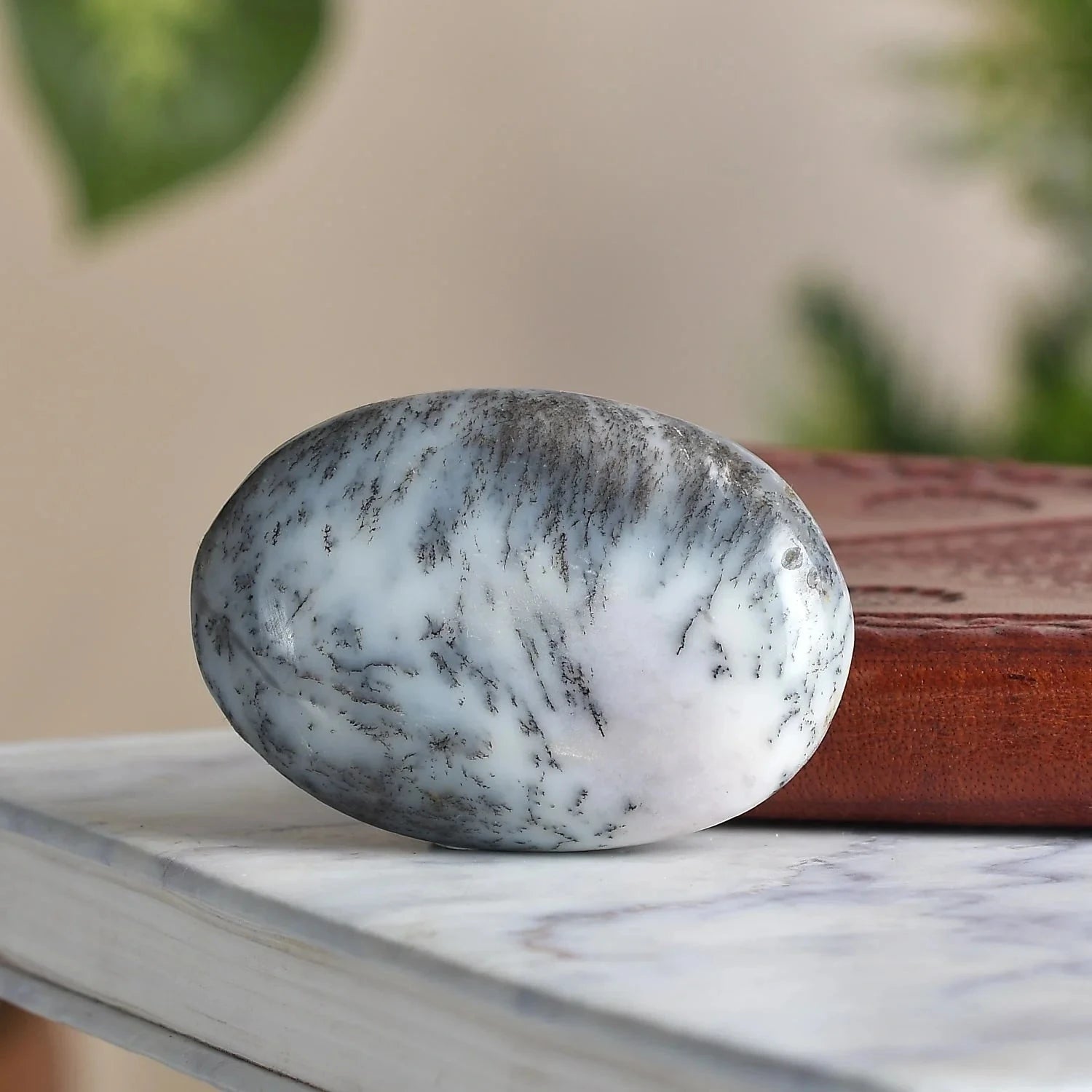 Opal Fuser Palm Stone – Stillness & Growth, All in One