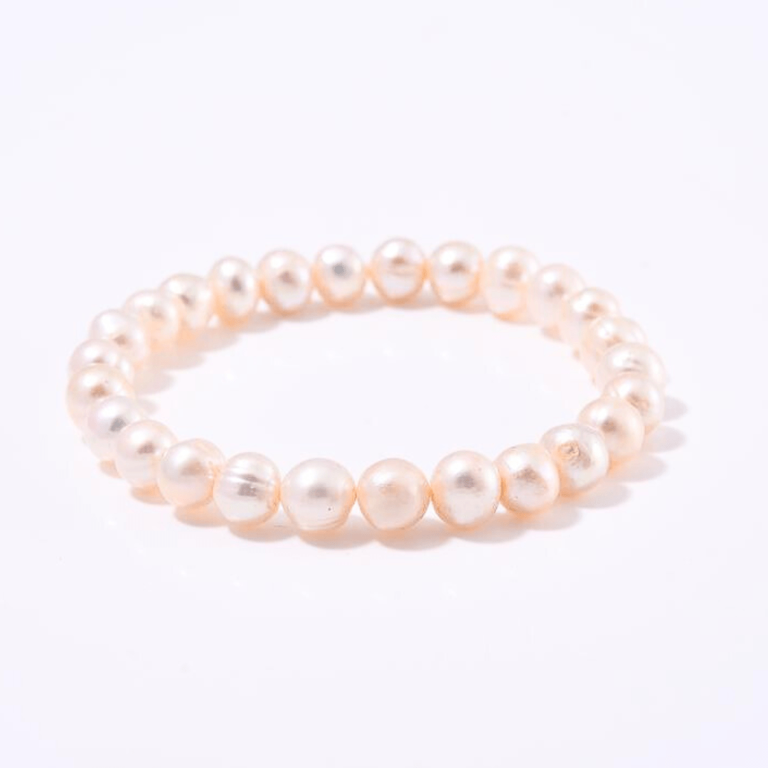 Pearl Bracelet – A Symbol of Strength, Elegance & Timeless Beauty