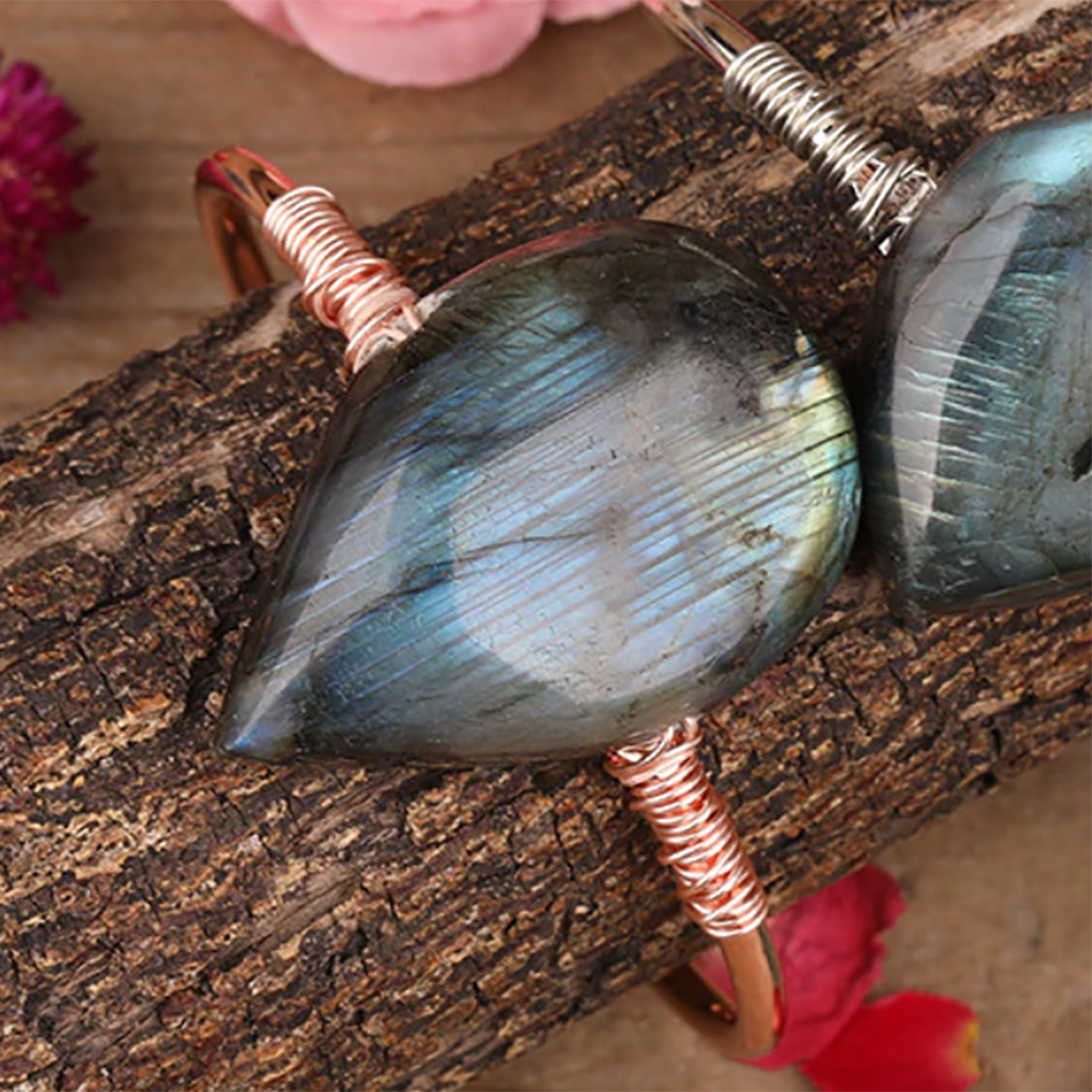 Labradorite Crystal Teardrop Bracelet