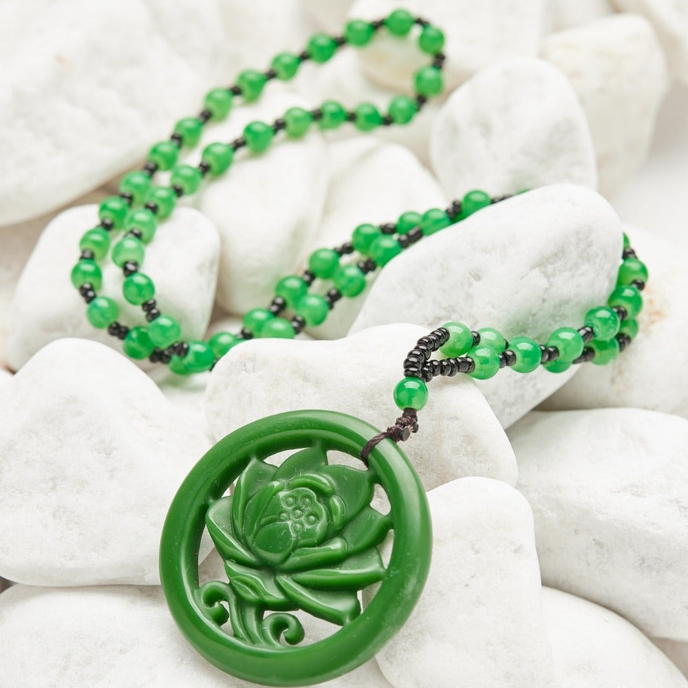Green Jade Flower Pendant Necklace
