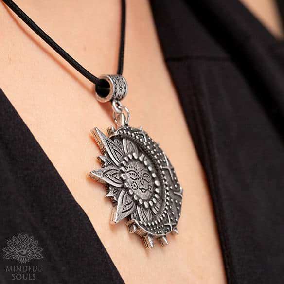 Sun And Moon Necklace – MindfulSouls