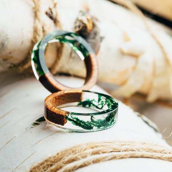 Wood ring for men. Wedding band mens wood ring. Wood ring with Green Moss.  Mens Ring. Mens Wedding ring.