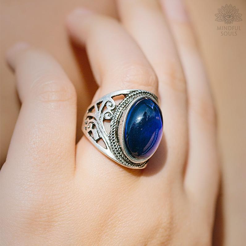 Amazon.com: Blinkee Adjustable Oval Mood Ring - Discover Your Emotions -  The Ultimate Fashion Accessory for Expressing Yourself : Clothing, Shoes &  Jewelry